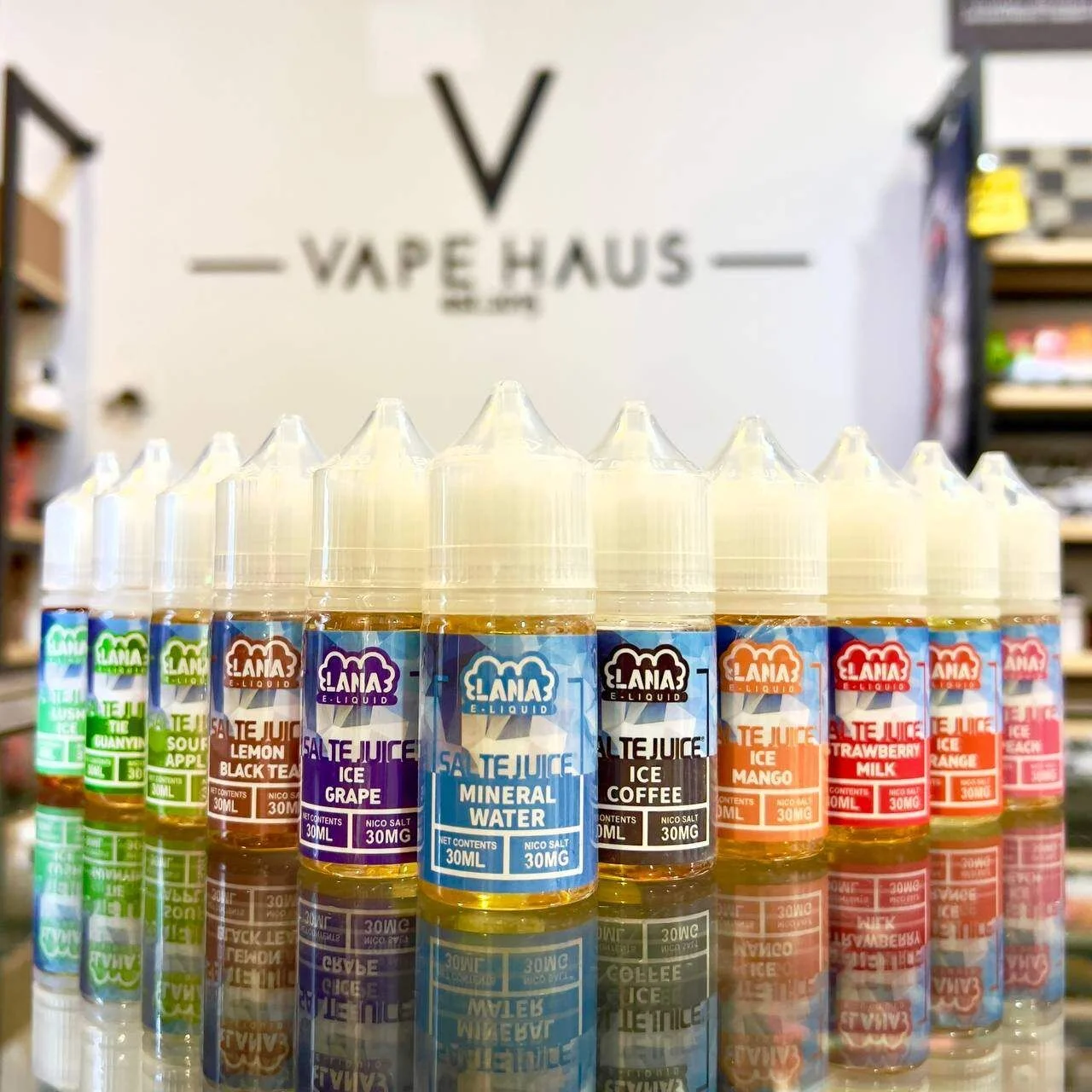 LANA電子煙油 30ml 實拍圖，展示多款尼古丁鹽口味，台灣現貨供應。